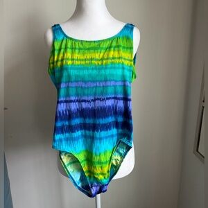 Kathy Ireland Beige and Blue Garment